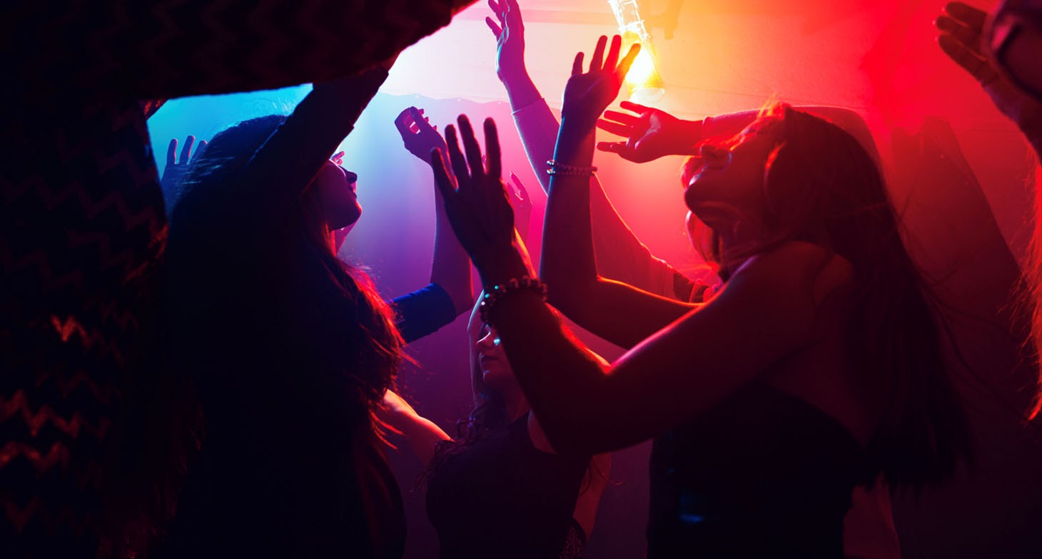 Bóng đèn Yeelight 1SE 16 triệu màu, tiết kiệm điện năng Bóng đèn Yeelight 1SE 16 triệu màu, tiết kiệm điện năng