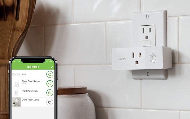 Phích cắm điện thông minh là gì? Hoạt động thế nào? Có công dụng gì?