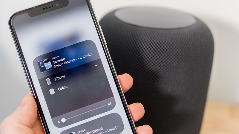 Nhờ kết nối Airplay, bạn có thể phát nhạc trên nhiều HomePod cùng một lúc