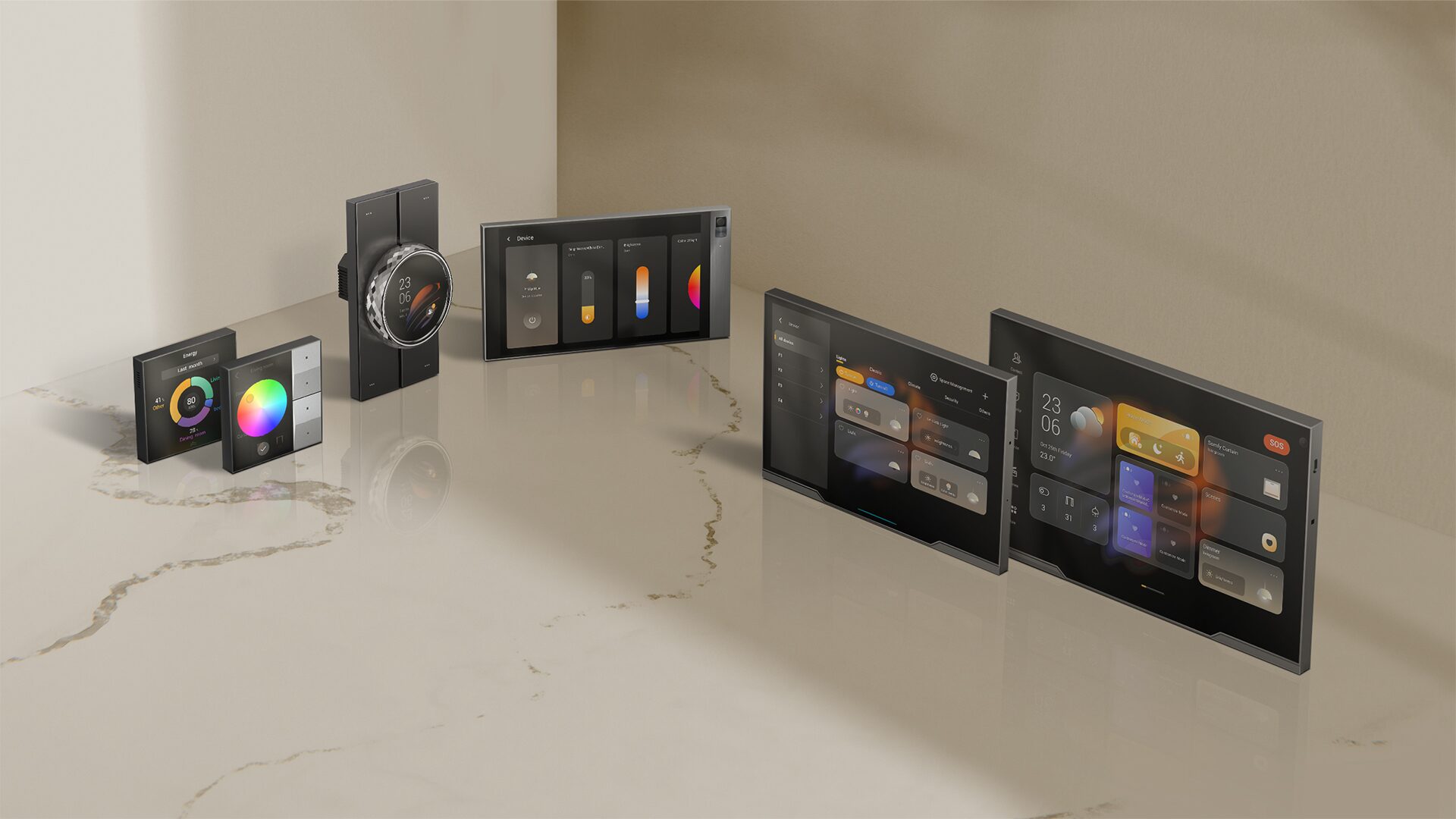 Dàn thiết bị bảng điều khiển và module Akubela dòng KNX gồm scene panel, dimmer, công tắc xoay và hai màn hình HyPanel hiển thị giao diện quản lý Lights, Electrics, Climate, Security